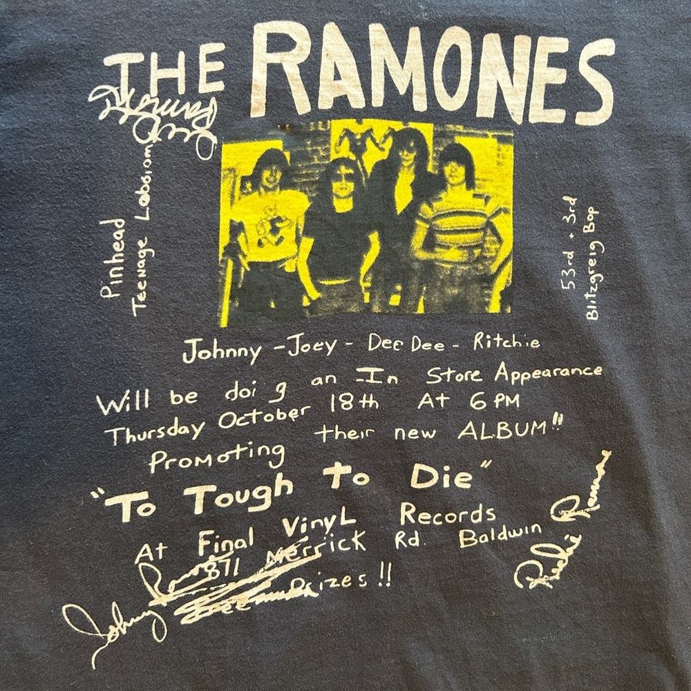 The Ramones Vintage 80s To Tough To Die Album Promo Shirt XL - Picture 2 of 7